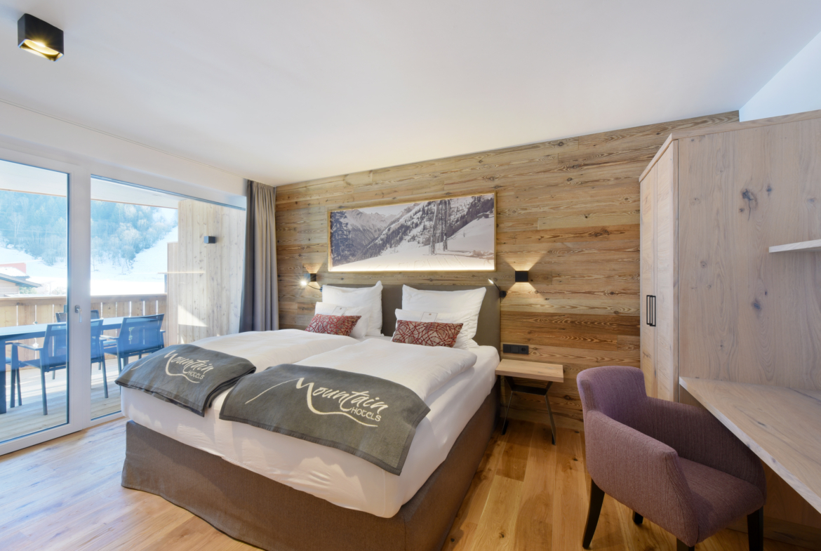 TOURISTISCHE WOHNUNG MIT 2 SCHLAFZIMMERN IM ZENTRUM VON KAPRUN