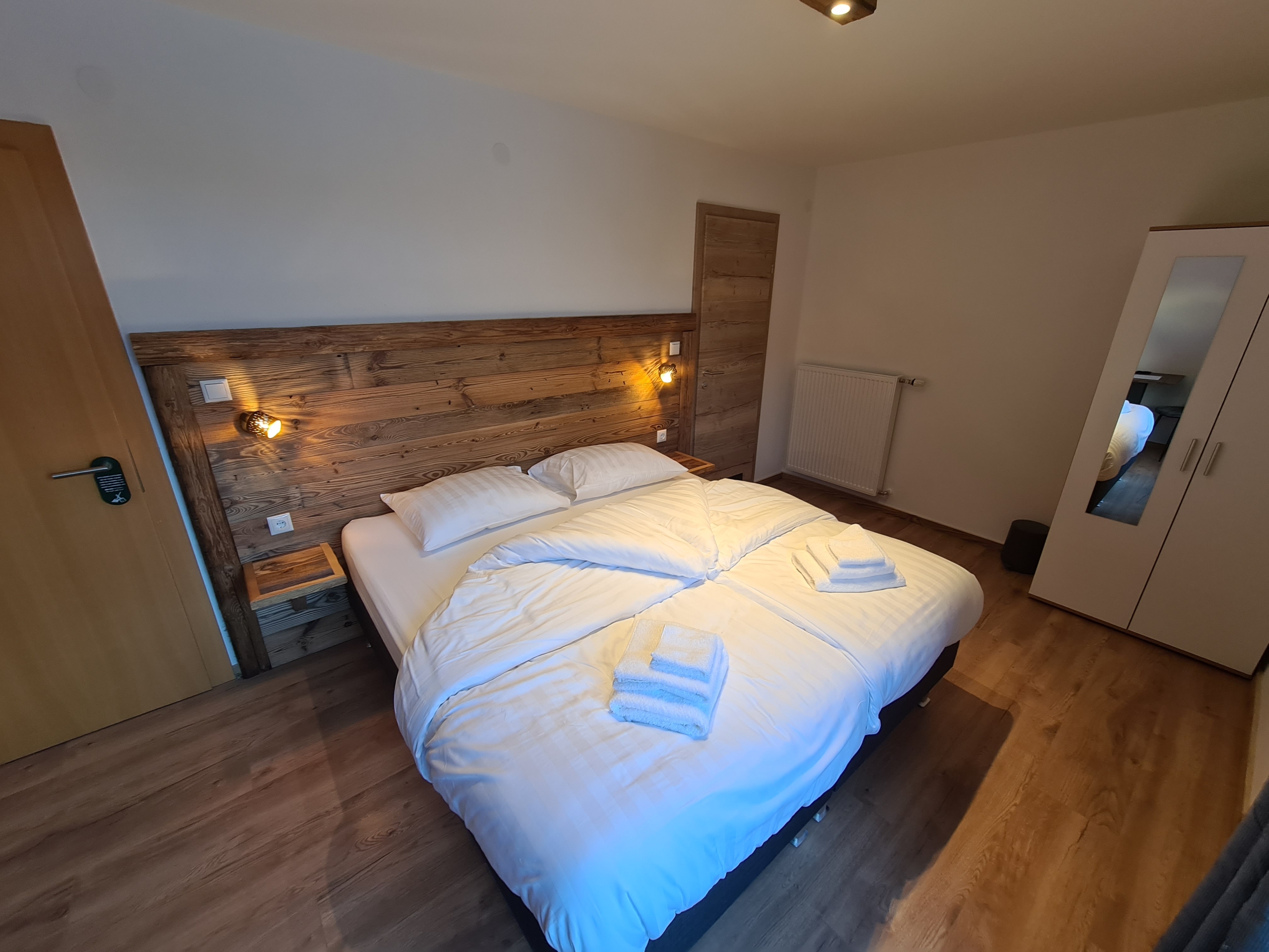 HOTEL / RESTAURANT MIT ATEMBERAUBENDE BERGBLICK IN MARIA ALM