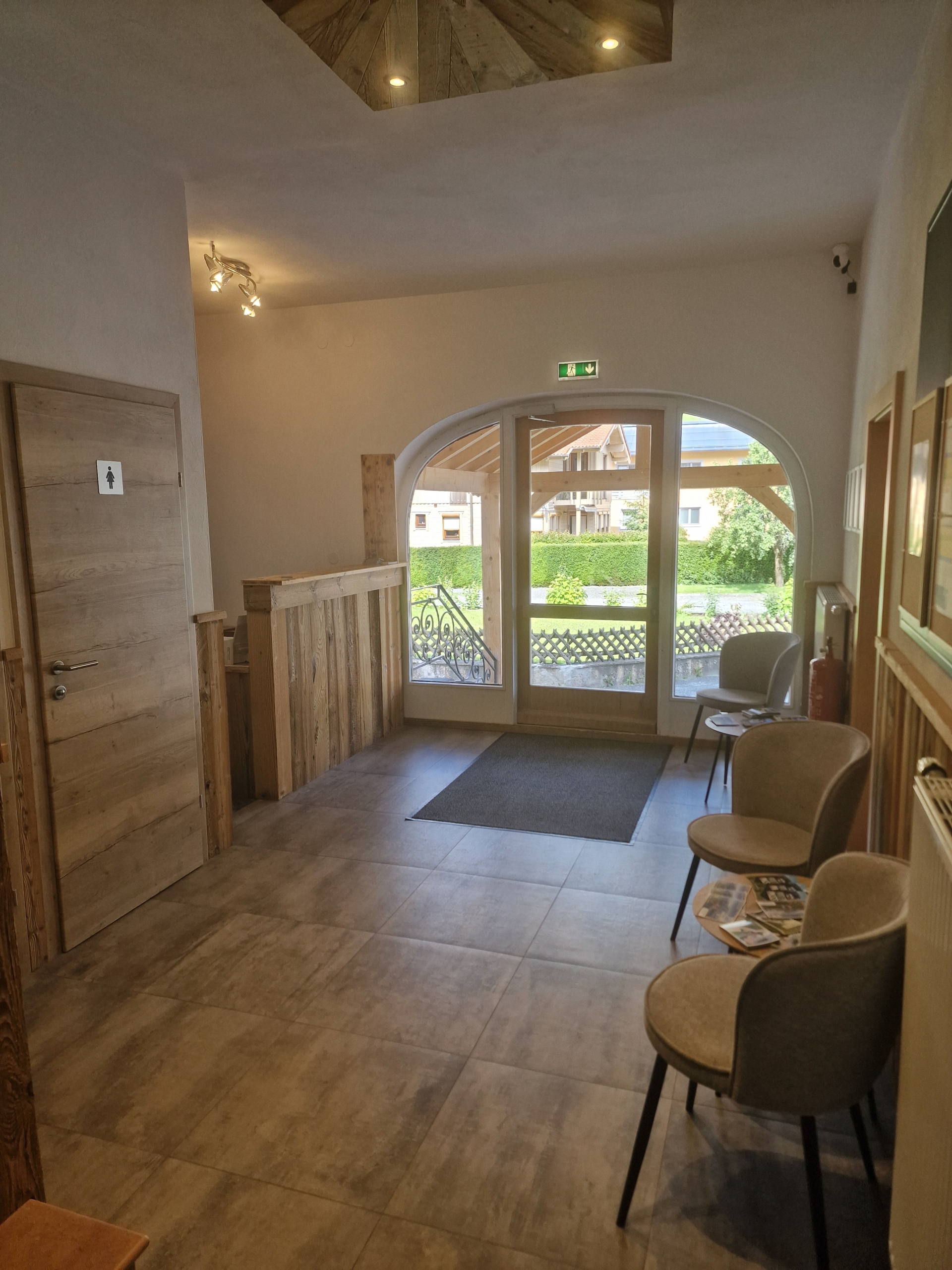 HOTEL / RESTAURANT MIT ATEMBERAUBENDE BERGBLICK IN MARIA ALM