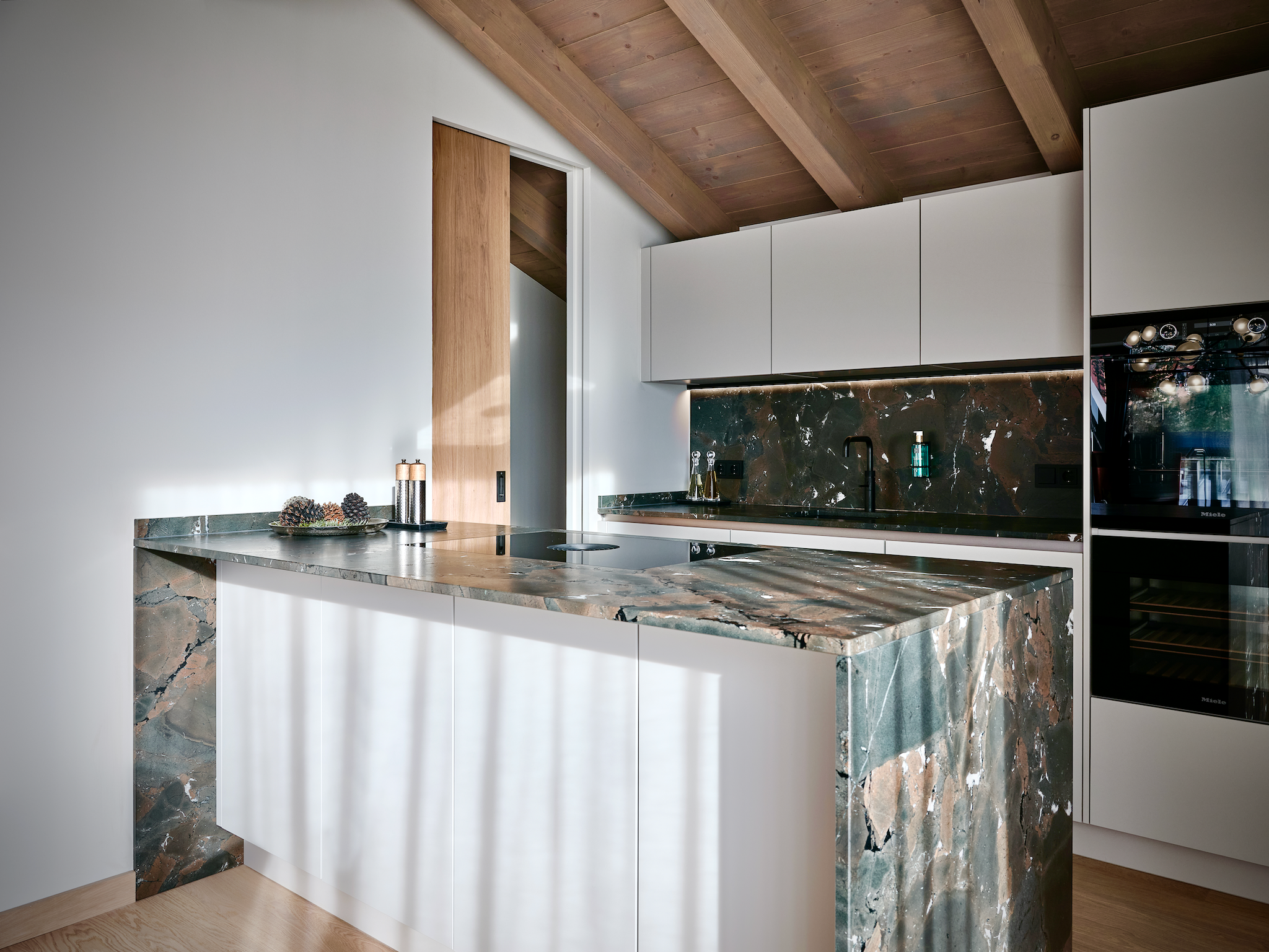 Haus am Lift – exklusives Apartmenthaus direkt an der Piste in Zell am See