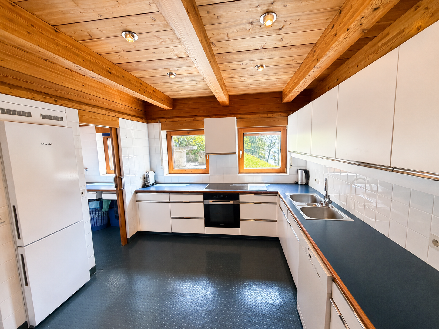 Zweitwohnsitz über dem Zeller See – alpines Chalet mit traumhaftem Panoramablick