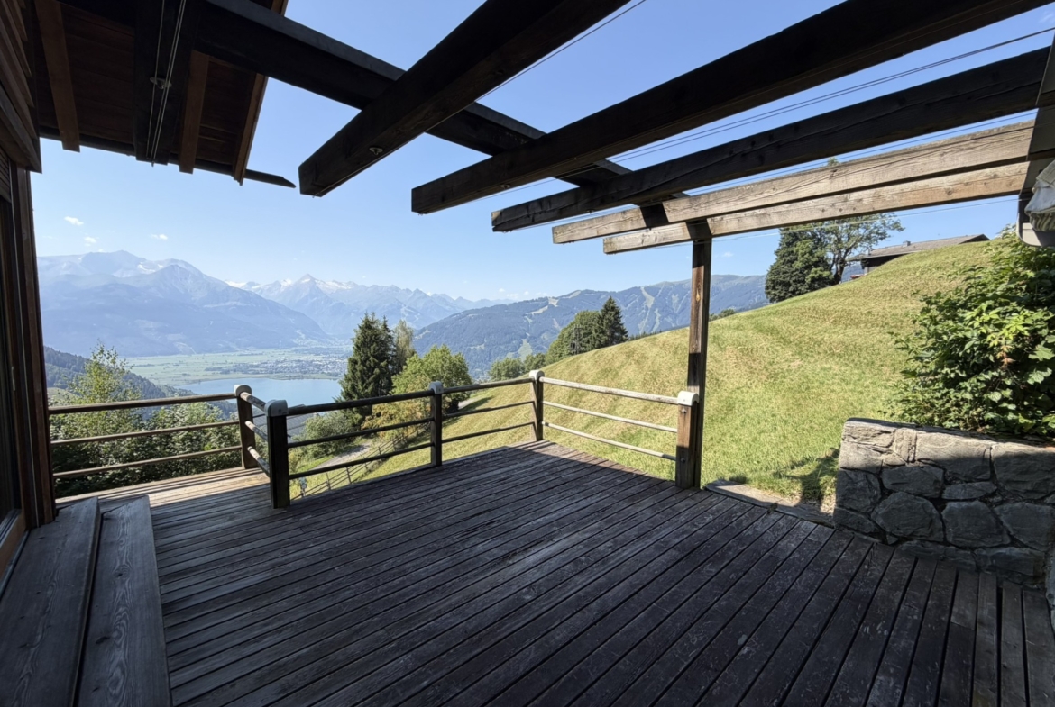 Zweitwohnsitz über dem Zeller See – alpines Chalet mit traumhaftem Panoramablick